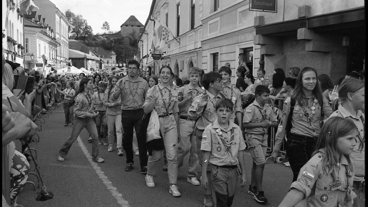 Narodne noše 2025 - povorka